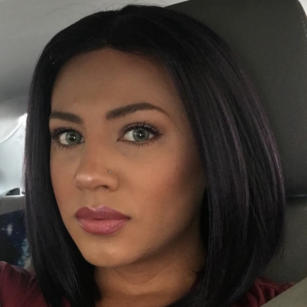 Meet your Posher, Isabel